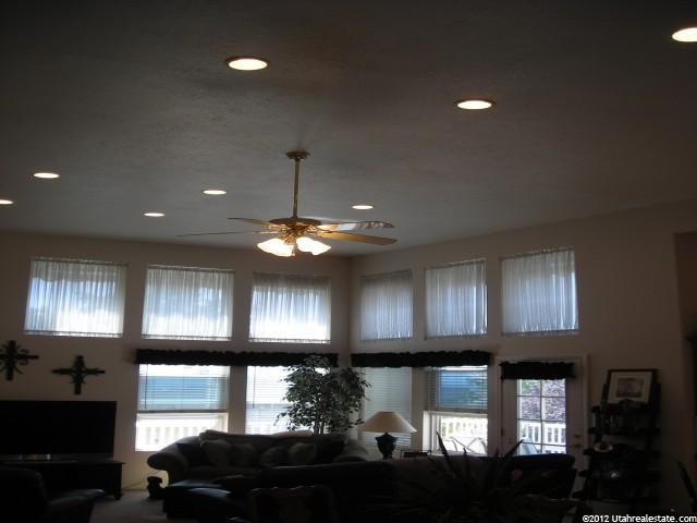 4195 Bona Villa Dr, Ogden, UT 84403 — photo 7