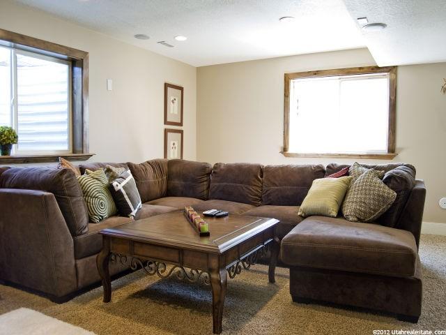 6006 S 1350 E, South Ogden, UT 84405 — photo 11