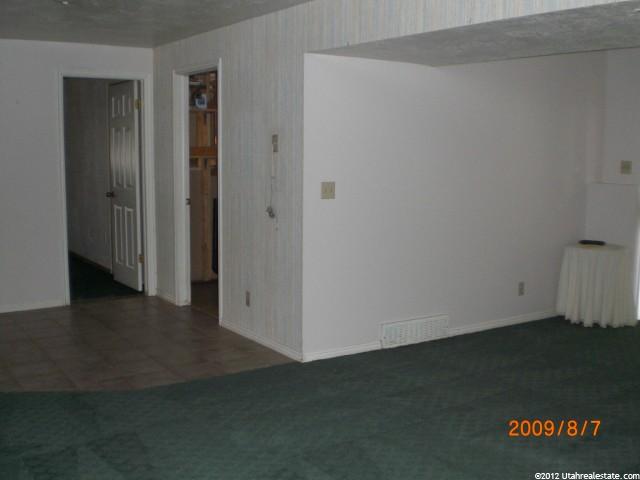 5802 S 3950 W, Roy, UT 84067 — photo 8