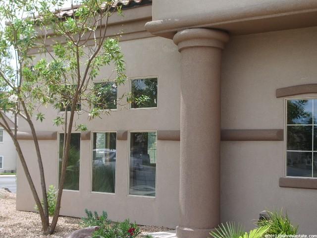 393 E Riverside Dr, St. George, UT 84790 — photo 2