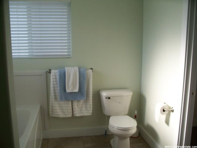 182 W 650 N, Vernal, UT 84078 — photo 5