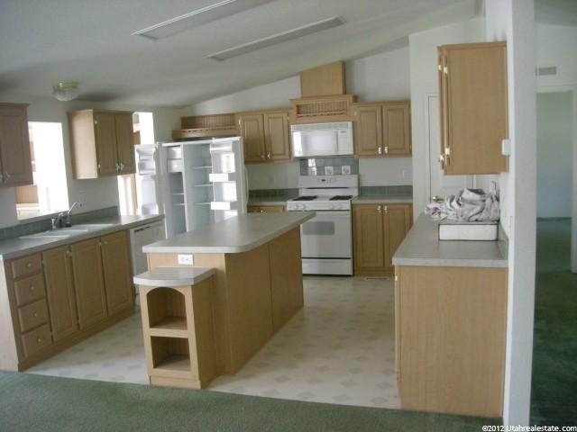 243 S 200 E, Mt Pleasant, UT 84647 — photo 5