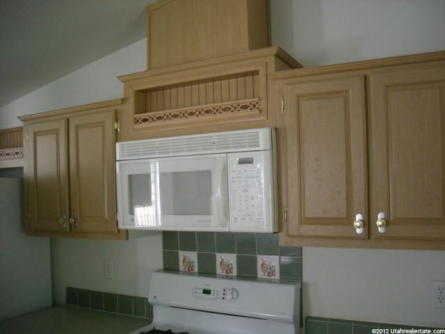 243 S 200 E, Mt Pleasant, UT 84647 — photo 8