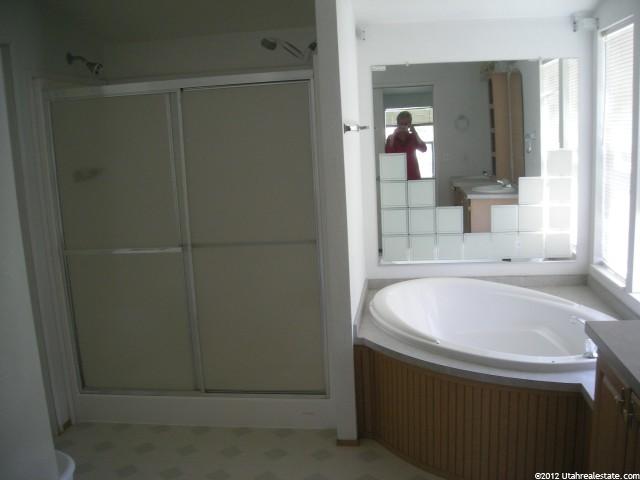 243 S 200 E, Mt Pleasant, UT 84647 — photo 9