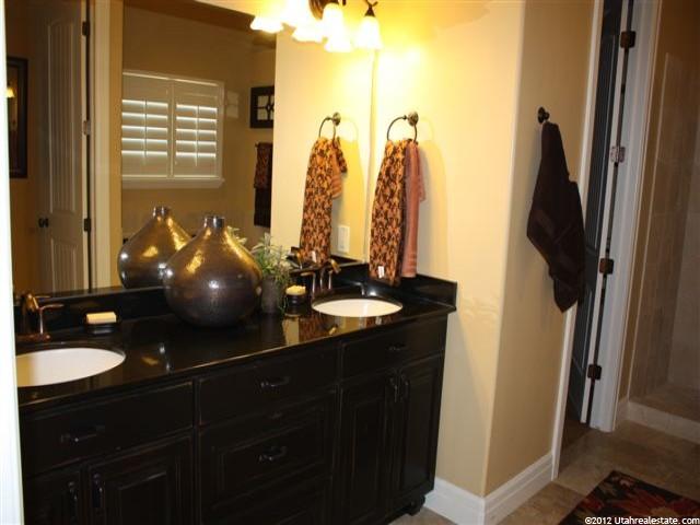 9211 S Brighton View Dr E, Sandy, UT 84070 — photo 4