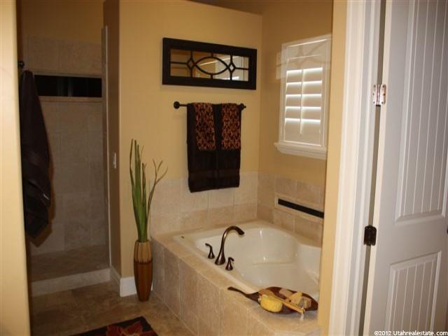 9211 S Brighton View Dr E, Sandy, UT 84070 — photo 5