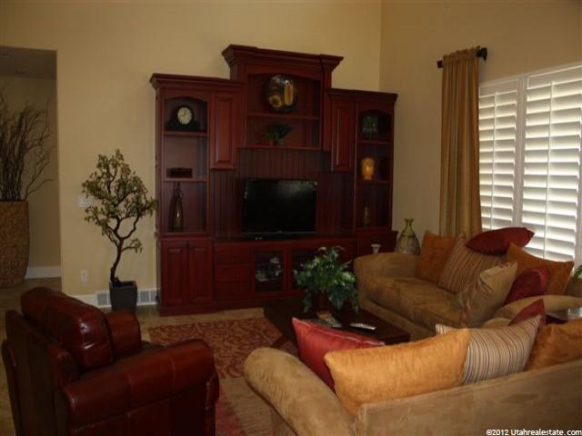 9211 S Brighton View Dr E, Sandy, UT 84070 — photo 6