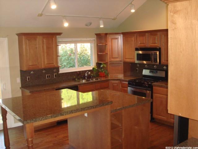 1922 Fall View Dr, Sandy, UT 84093 — photo 3