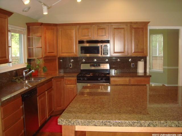 1922 Fall View Dr, Sandy, UT 84093 — photo 4