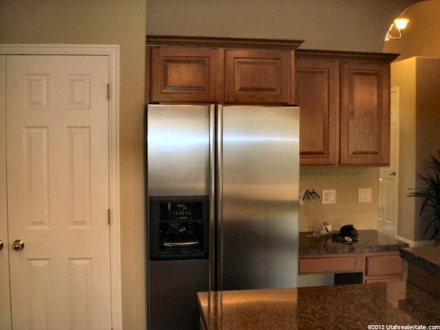 1922 Fall View Dr, Sandy, UT 84093 — photo 5