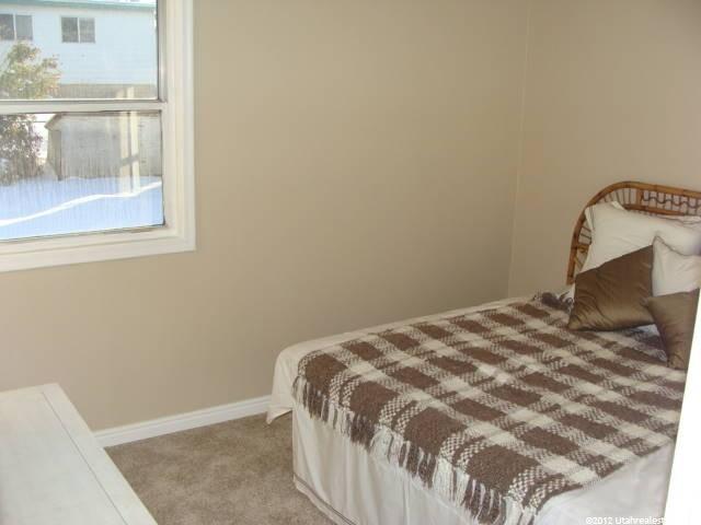 2464 N 350 W, Sunset, UT 84015 — photo 9