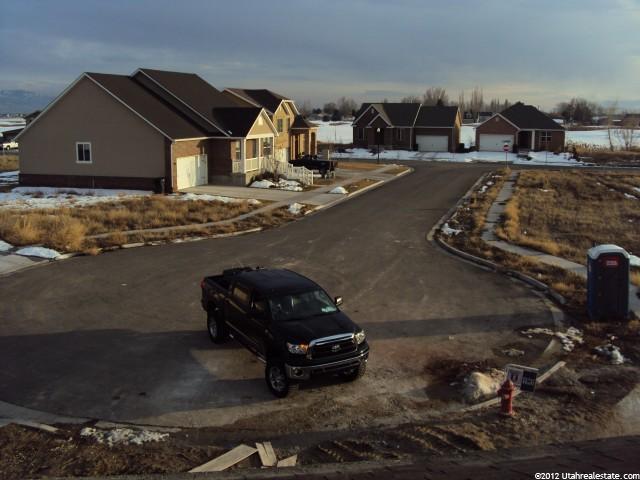 1422 Primrose Ln, Syracuse, UT 84075 — photo 8