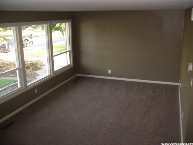5824 S 2150 W, Roy, UT 84067 — photo 6