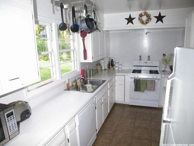 2562 Pierce Ave, Ogden, UT 84401 — photo 5