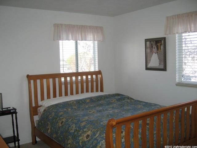 1119 Meadow Way Dr, Layton, UT 84041 — photo 5