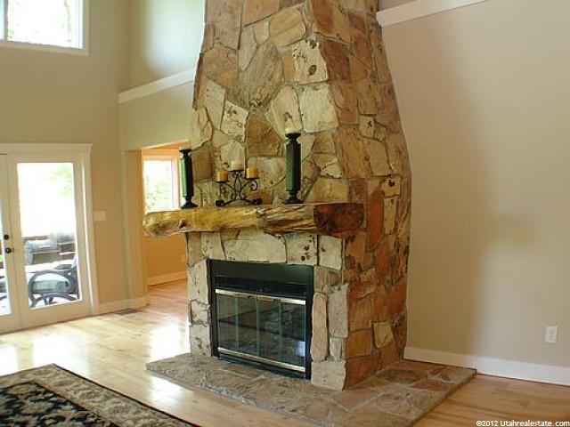 445 E Indian Springs Rd, Bountiful, UT 84010 — photo 4