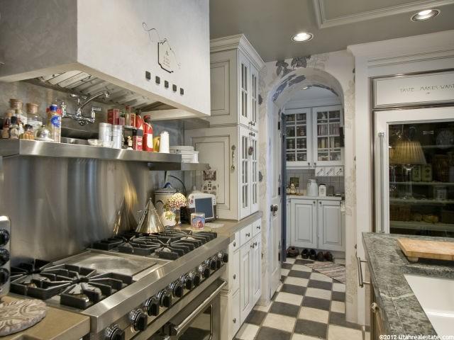 1867 S 850 E, Bountiful, UT 84010 — photo 5