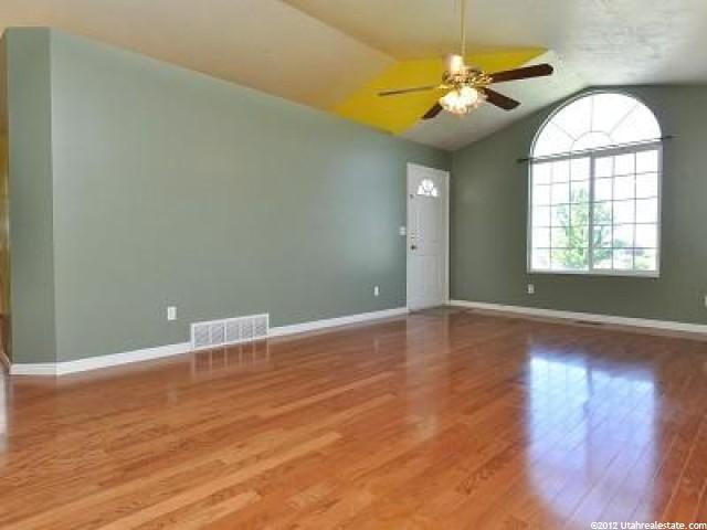 2459 W 1850 N, Clinton, UT 84015 — photo 2