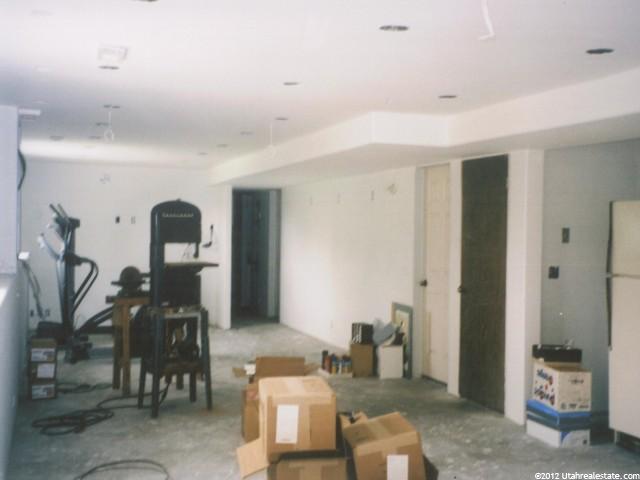 2109 E Kathy Dr, Sandy, UT 84092 — photo 11