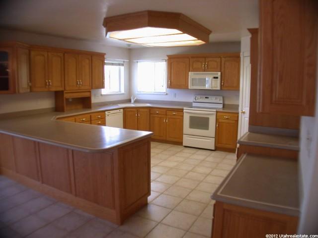 165 N 100 W, Mona, UT 84645 — photo 3