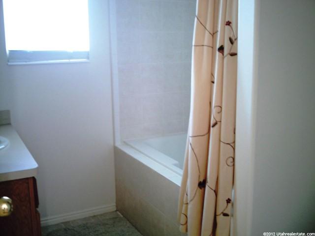 2246 S 50 E, Clearfield, UT 84015 — photo 7