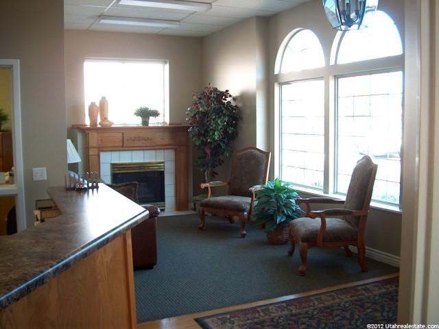 150 E Vine St, Murray, UT 84107 — photo 2