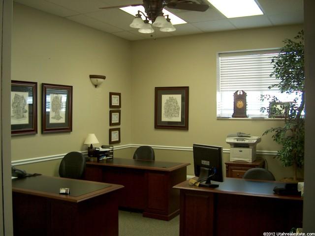 150 E Vine St, Murray, UT 84107 — photo 4