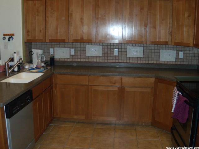 1716 W 675 N, Clinton, UT 84015 — photo 6