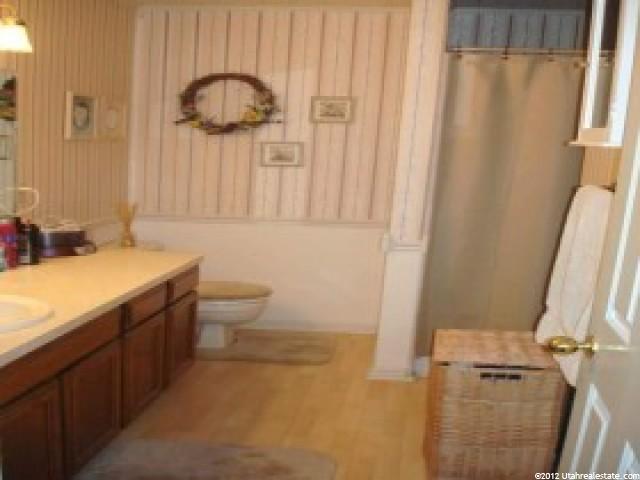 2203 N 950 W, Clinton, UT 84015 — photo 7
