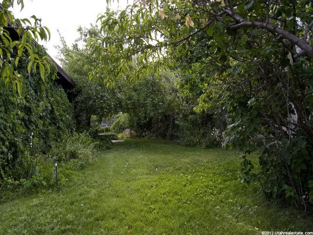 690 E Freedom Dr, North Salt Lake, UT 84054 — photo 10