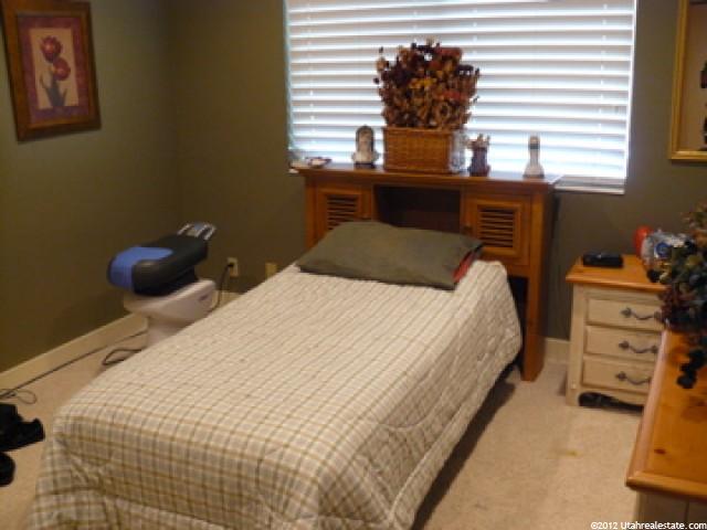 1107 E Birchbrook Cir, Midvale, UT 84047 — photo 10