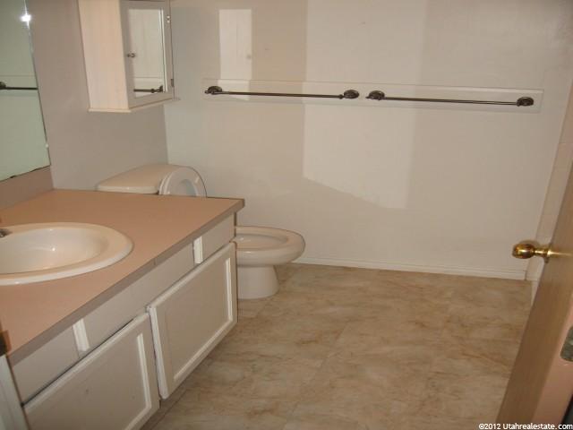 65 N 250 W, Clearfield, UT 84015 — photo 7