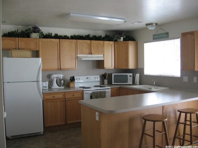 213 E 2350 N, North Ogden, UT 84414 — photo 3