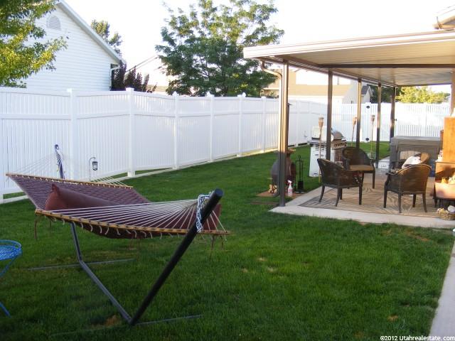 5042 Midland Dr, Roy, UT 84067 — photo 2