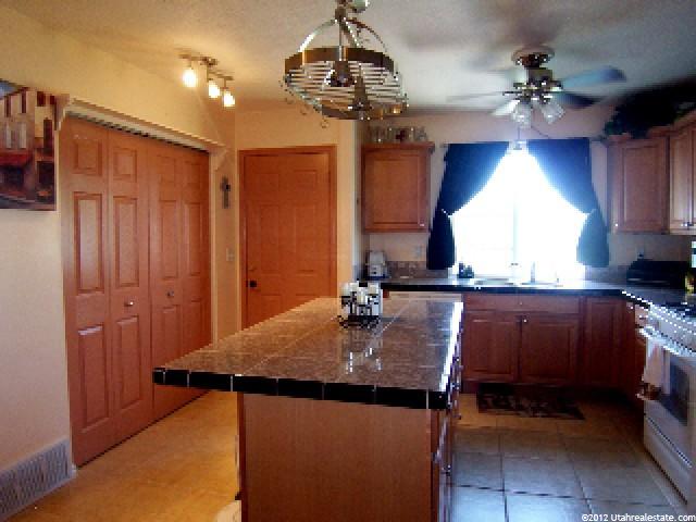 5252 S 4000 W, Roy, UT 84067 — photo 7