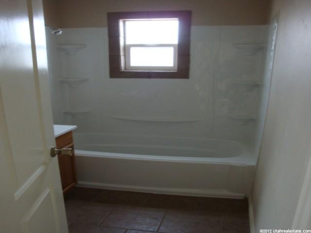 358 W 250 S, Vernal, UT 84078 — photo 9