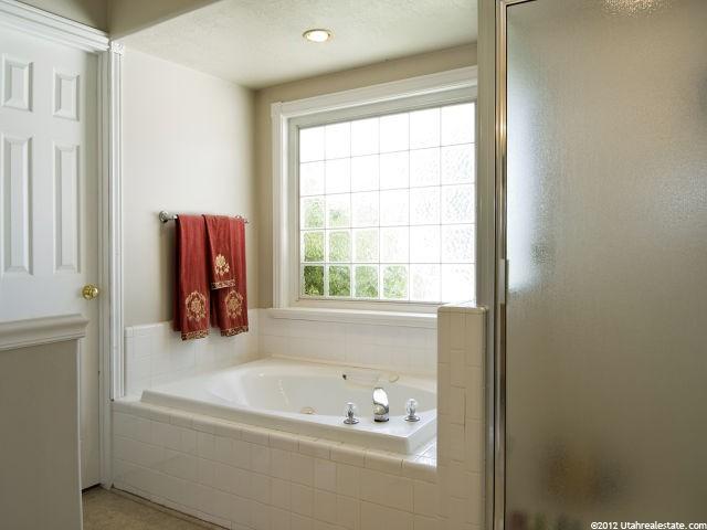 1011 S 750 E, Kaysville, UT 84037 — photo 8