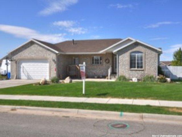2308 W 2300 N, Clinton, UT 84015