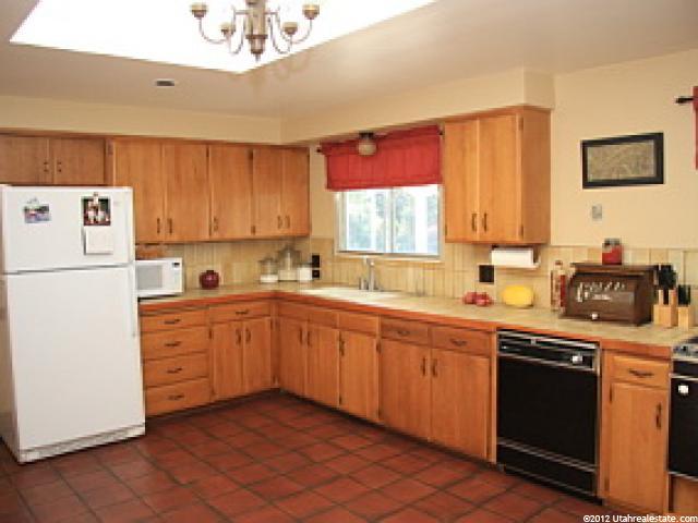 448 N Davis Blvd, Bountiful, UT 84010 — photo 7