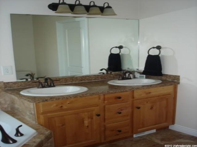 1113 N 2275 W, Layton, UT 84041 — photo 6