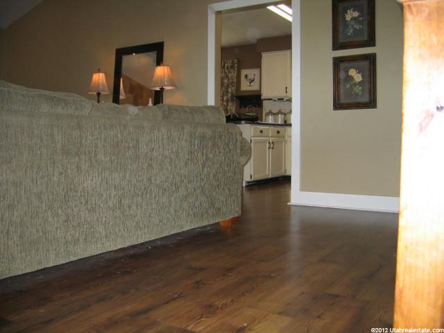 625 S 150 E, Farmington, UT 84025 — photo 8