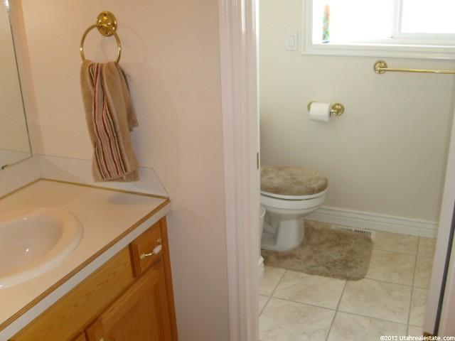 871 W 2300 S, Syracuse, UT 84075 — photo 6