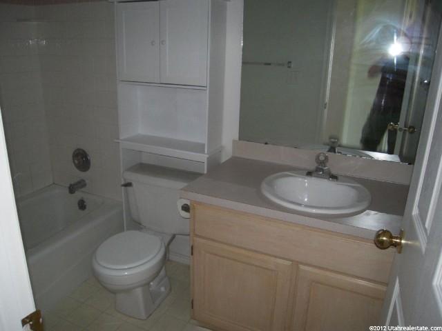 947 Canyon Rd #41, Ogden, UT 84404 — photo 2