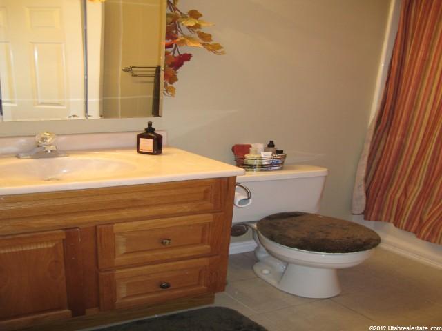 2493 W 1850 N, Clinton, UT 84015 — photo 9