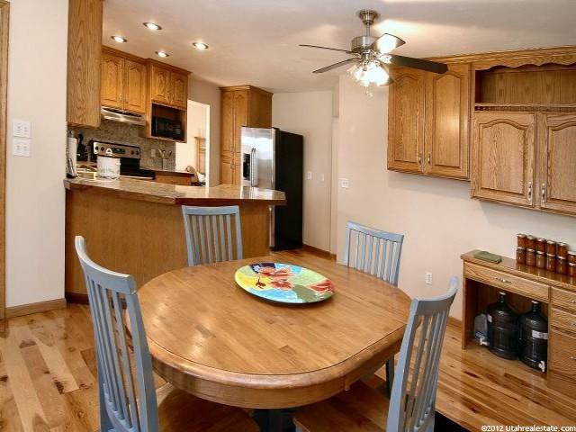 8953 S Rockwell Dr E, Sandy, UT 84093 — photo 6