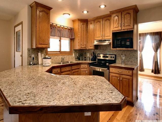 8953 S Rockwell Dr E, Sandy, UT 84093 — photo 9