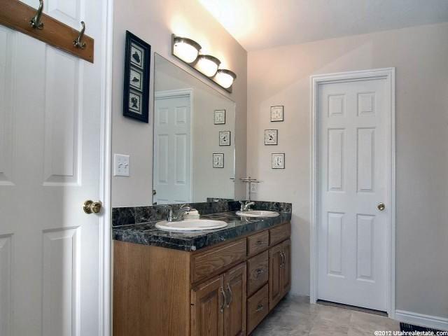 8953 S Rockwell Dr E, Sandy, UT 84093 — photo 3