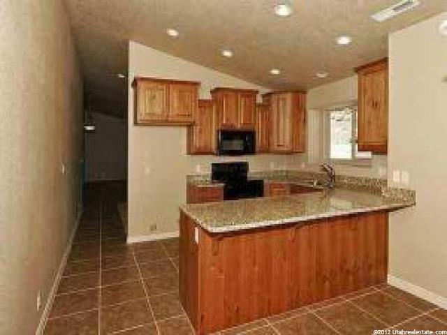 829 W Hampton Rd, St. George, UT 84770 — photo 3