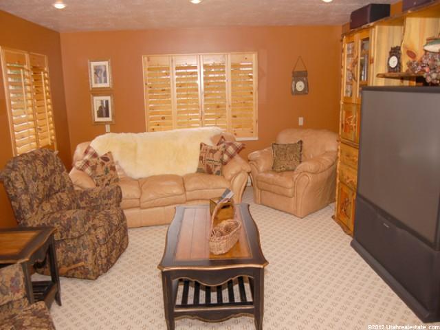 961 E 3400 N, North Ogden, UT 84414 — photo 8
