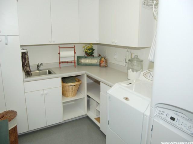 961 E 3400 N, North Ogden, UT 84414 — photo 9